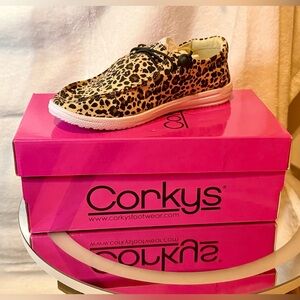 corkys Women’s Leopard Print Shoes size 7 NIB